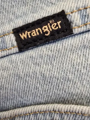 {10x32} Wrangler High Rise Fierce Flare Light Blue Denim Jeans Women's thumbnail 11