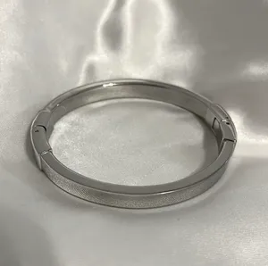 Michael Kors NWOT Silver-Tone Astor Stud Bracelet thumbnail 4