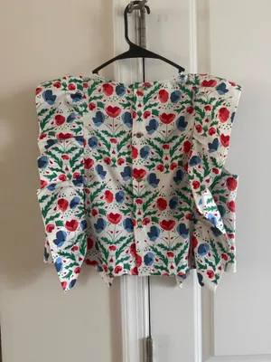 Emily McCarthy floral crop XS thumbnail 3