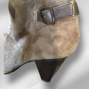 Euro Soft by Sofft Suede Heeled Booties as is‎ thumbnail 7