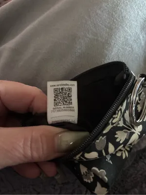 Vera Bradley Black and Cream Floral Card Wallet with ID Window thumbnail 6