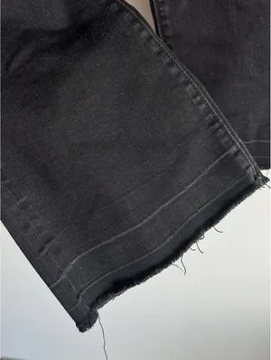 Hidden Jeans Black Split Hem Flare Jeans Size 28 Raw Hem Stretch Denim thumbnail 6