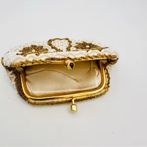 DeLill Vintage Beaded Coin Purse thumbnail 7