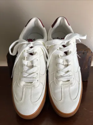 Blowfish Tastic White Low-Top Sneakers with Gum Sole and Burgundy Heel thumbnail 4