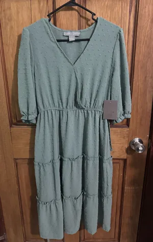 Dress Green Size L thumbnail 1