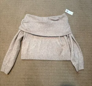 Abercrombie off the shoulder sweater thumbnail 1