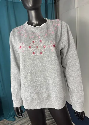 Speculation‎ Womens Sweatshirt M Gray Pink Floral Embroidered Crewneck Pullover thumbnail 1