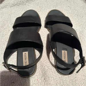 Steve Madden Sandals  thumbnail 3