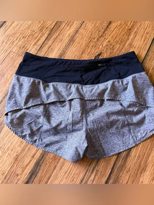 Lululemon Speed Up Shorts Size 12 thumbnail 2
