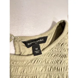 Banana Republic Women's Olive Green Ruffle Sleeve Tank Top Size Medium thumbnail 5