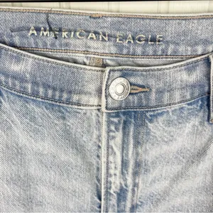 NEW American Eagle 90s Straight Jean Light Wash Denim Stretch Women's Size 18 thumbnail 6