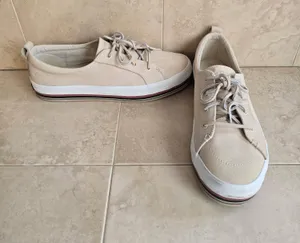 Sperry Shoes thumbnail 1