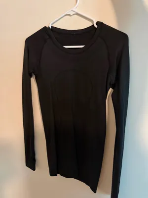 Lululemon Swiftly Tech Long Sleeve Shirt thumbnail 3