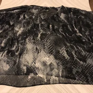 Express Snakeskin Sheer Short-sleeve Blouse thumbnail 5