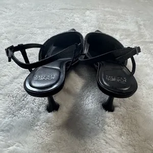 Jones New York Womens Lina Black Slingback Heels 8.5 Medium thumbnail 4