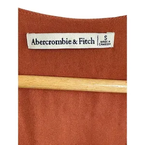 Abercrombie & Fitch Rust Orange Red V-Neck Short Sleeve Ruffle Crop Top Size S thumbnail 4