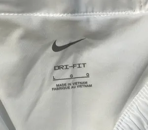 Women's Nike One Dri-FIT Mid-Rise Brief Lined Graphic Shorts thumbnail 5