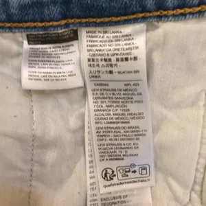 Levi’s ribcage straight ankle light wash 26 button fly thumbnail 7