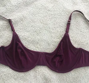 Victoria's Secret Vintage 90s Iridescent Maroon/Dark Magenta Demi Bra - Sz 36B thumbnail 3