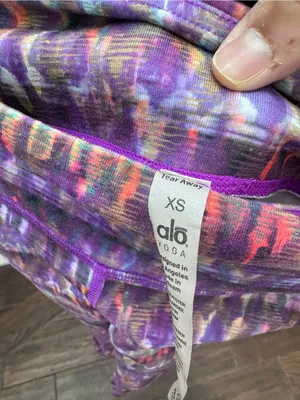 ALO Yoga Purple Multicolor Patterned Leggings thumbnail 13