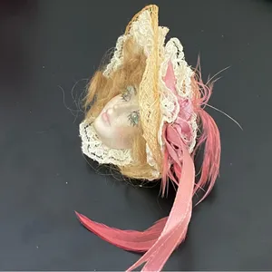 Vintage Porcelain Face Victorian Lady Head with Fascinator Hat Brooch 21g thumbnail 6