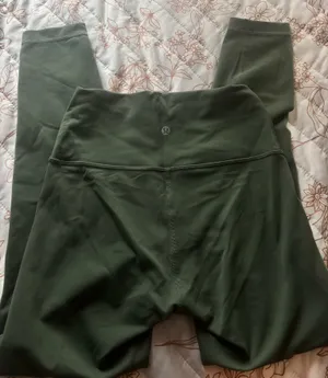 Wonder Under Leggings Green Size 6 thumbnail 1
