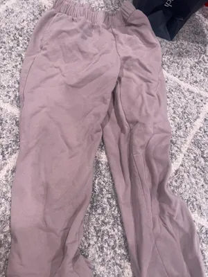 Brandy Melville sweats thumbnail 1