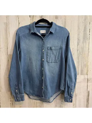 Universal Threads Women’s Small Blue Denim Button Down Shirt Long Sleeve thumbnail 2