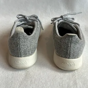 allbirds wool runners sneakers W9 in gray thumbnail 3