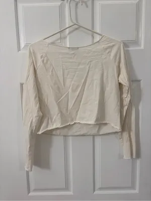 Wilfred Cream Long-Sleeve V-Neck Top thumbnail 4