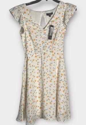New. Lulus Strike a Posie Backless Floral Print Skater Dress thumbnail 1