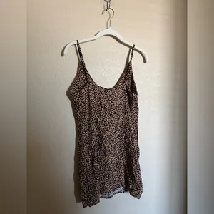 Reformation Marlow Dress Size Extra Small in Bengal Animal Print Mini Slip‎ thumbnail 8