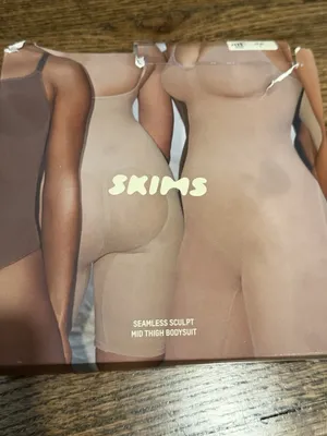 Skims SEAMLESS SCULPT MID THIGH BODYSUIT Clay Large NIB NEW thumbnail 2
