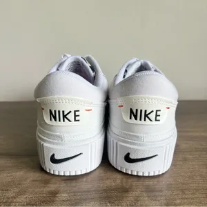 Nike NEW Women's Court Legacy Lift Platform Shoe Size 10 #B1241 thumbnail 6
