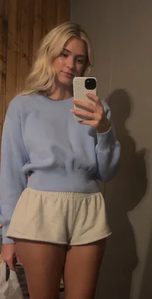 Aerie OFFLINE Sweatshirt  thumbnail 1