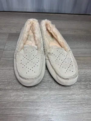 Ugg Ansley Crystal Diamond Pearl Slippers thumbnail 7