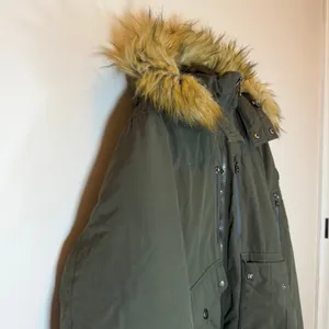 Michael Michael Kors Olive Green Winter Bomber Puffer Coat Womens M Down Filled thumbnail 2