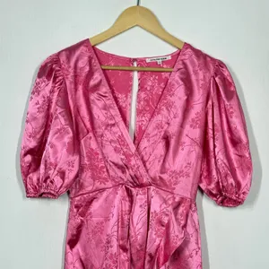 Elevator Disco Mini Dress Womens Size Small Pink Floral Surplice Neck Ruffle Hem thumbnail 3