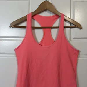 Lululemon Racerback Tank Top Womens 6 Pink Scoop Neck Activewear Gym Yoga thumbnail 3