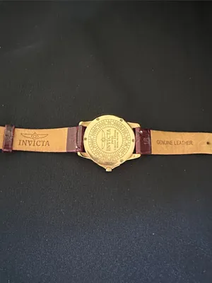 Invicta EUC genuine mother of pearl & rose goldtone watch. Genuine leather band thumbnail 4