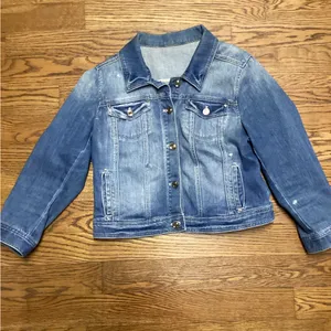 White House Black Market Cropped denim jacket Size Small thumbnail 3