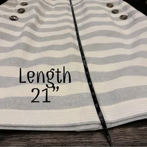 LOFT Gray & White Striped Pencil Skirt with Button Accents & Pockets Size 8 NWT thumbnail 8
