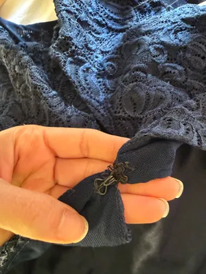 Floral Lace Dress – Size XS thumbnail 5