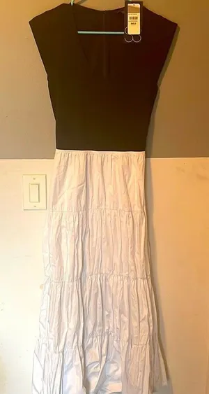 Brand new black and white‎ dress size medium thumbnail 1