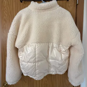 Fabletics Cream Sherpa Jacket size XS thumbnail 7
