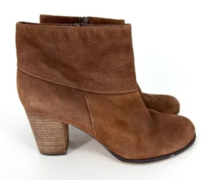 Cole Haan Nike Air Cassidy Ankle Booties Worn Leather Stacked Heel Brown 9.5‎ thumbnail 1