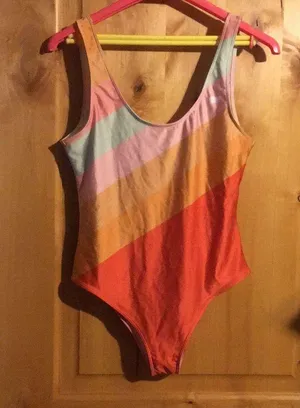 Gold Sheep Pastel Retro Sport Slim Fit One-Piece Swimsuit $80 NWOT L thumbnail 3