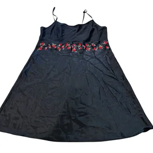 Vintage‎ Delicates Black Satin Slip Dress with Red Rose Floral Embroidery Size L thumbnail 1