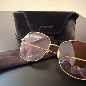 Tom Ford Women's FT1250-K Sunglasses thumbnail 5