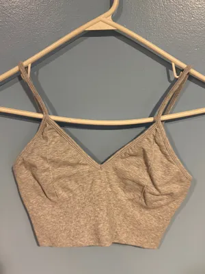 Alo Yoga Sports Bra thumbnail 3